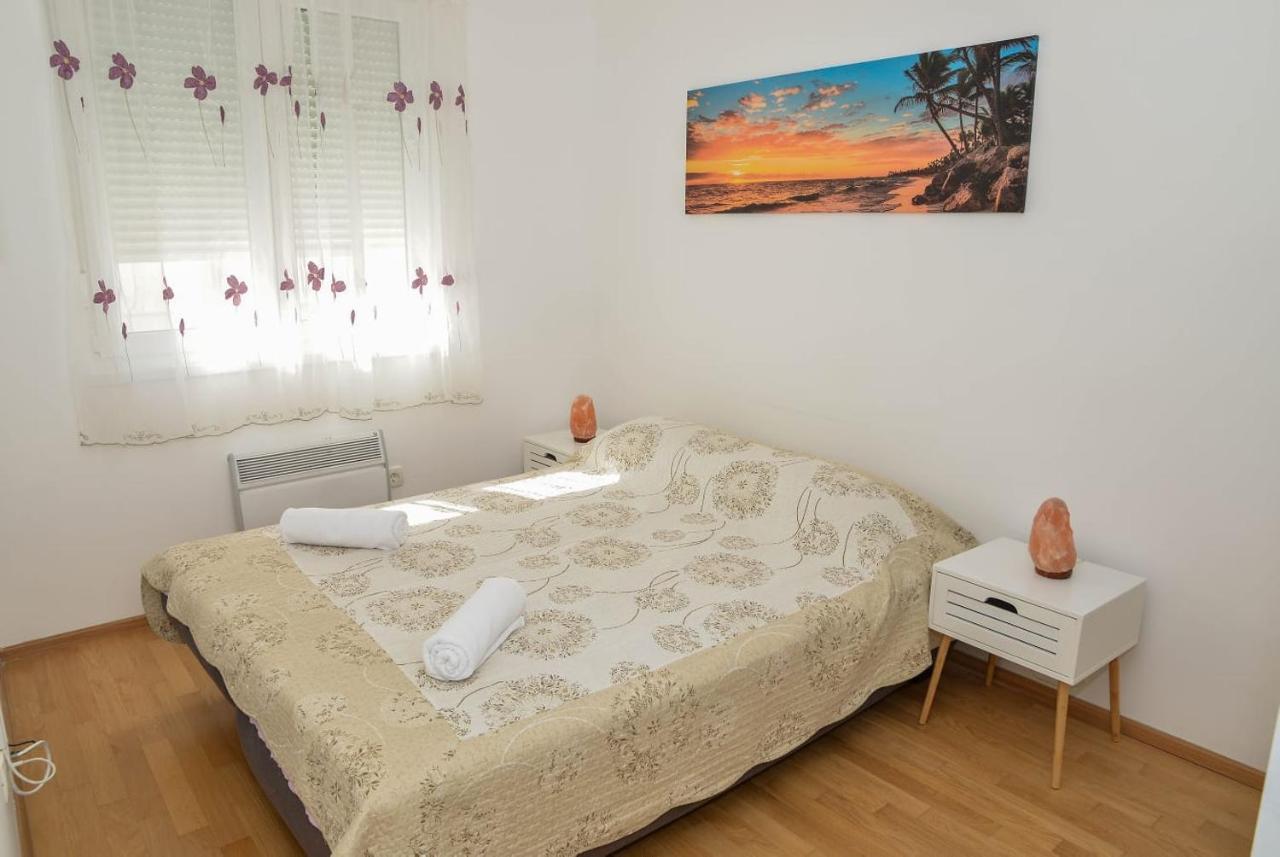 Apartment Leon Sa Privatnim Parkingom Zadar Exterior photo